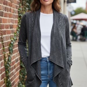 Testimony Los Angeles, Women's Gray Open Front Cardigan